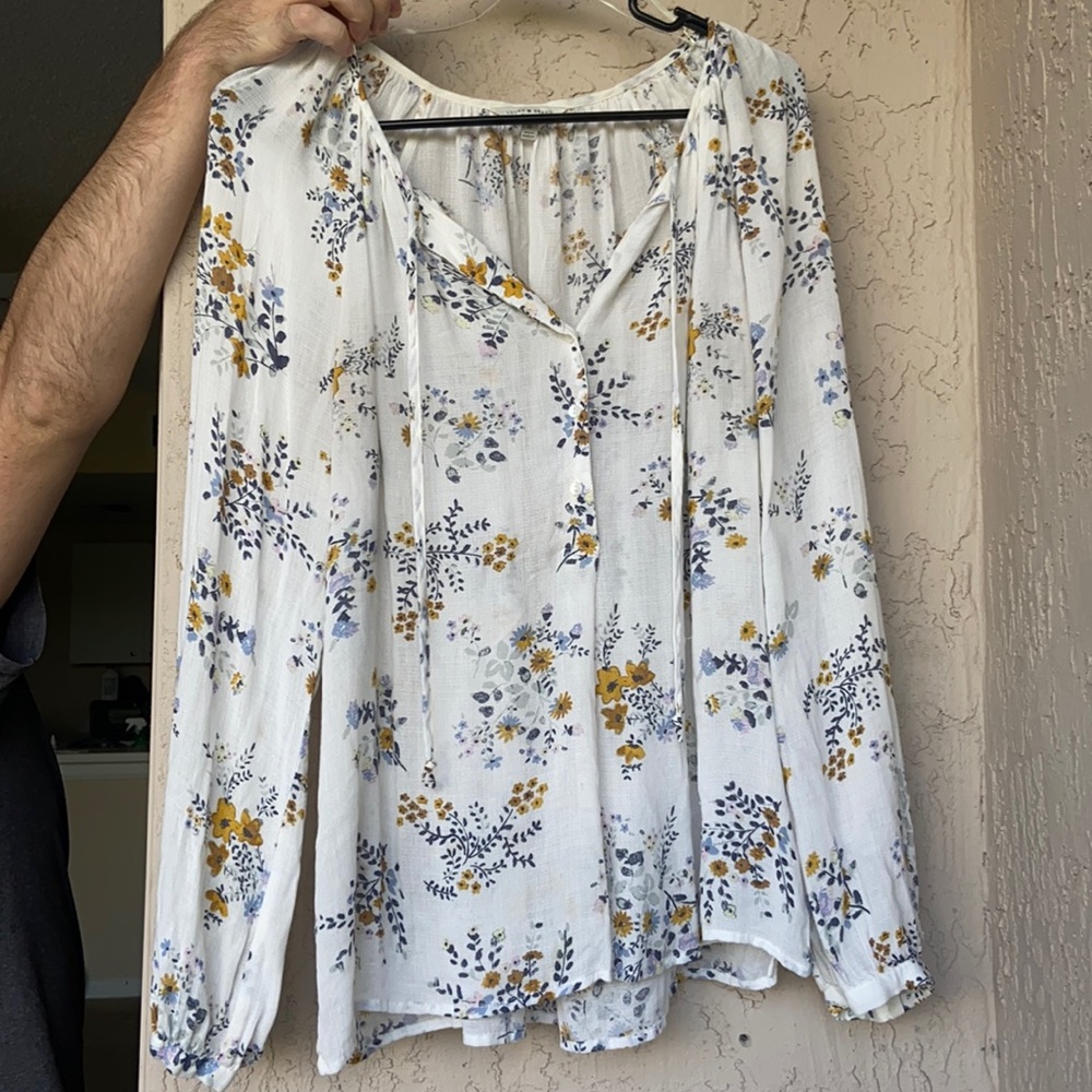 LUCKY BRAND white long sleeve